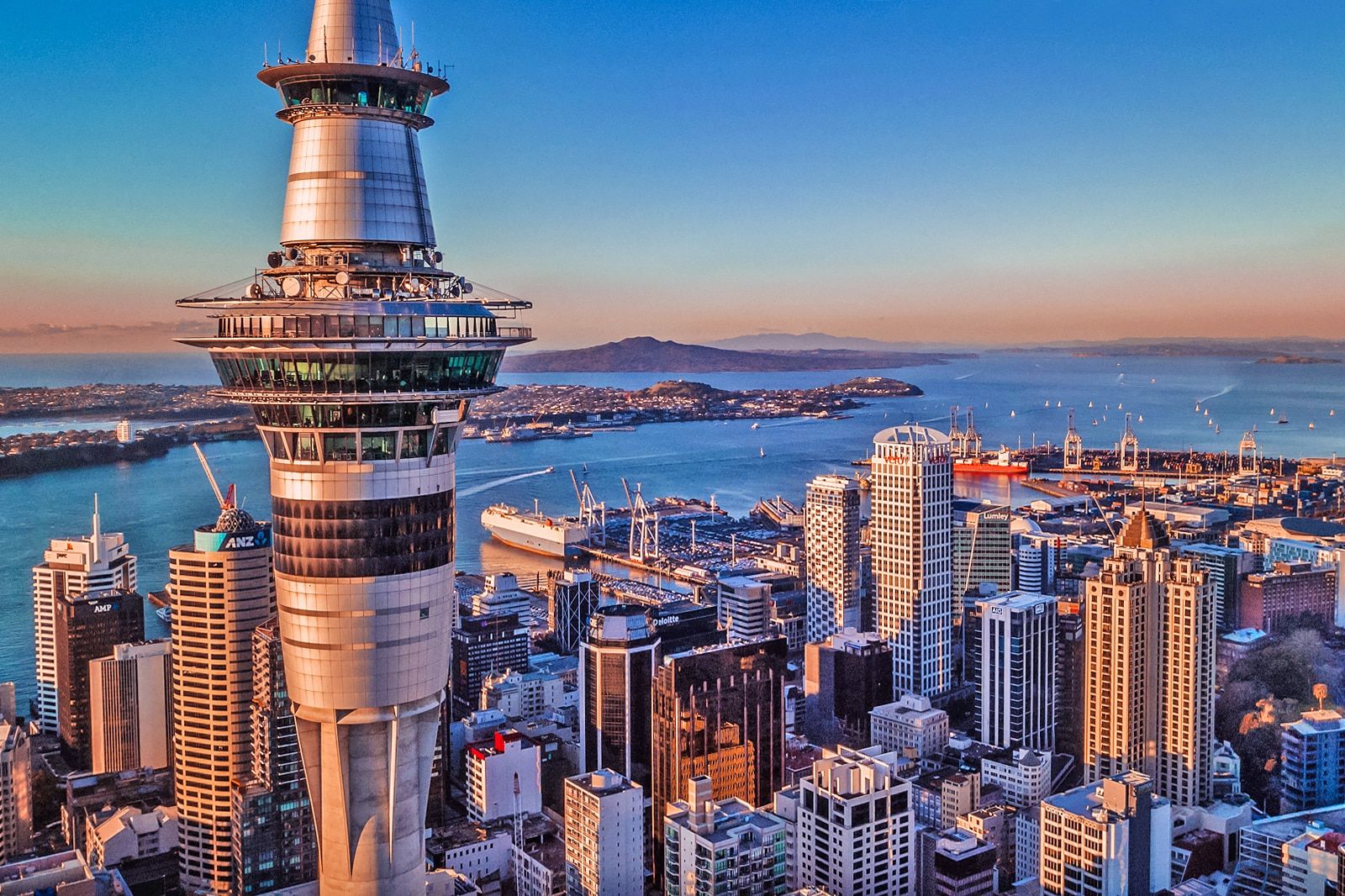 SCENIC NEW ZEALAND